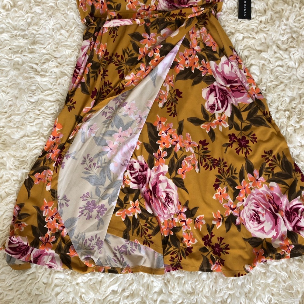 Donna Morgan Flutter Sleeve Faux Wrap Dress - Picture 3 of 5